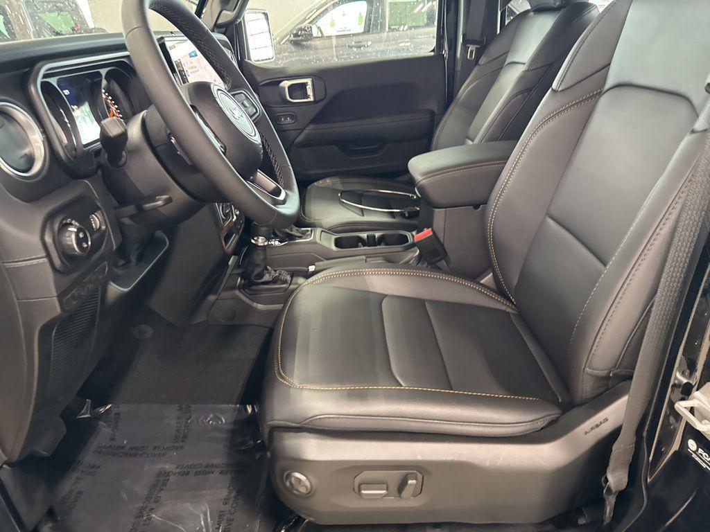 new 2026 Jeep Gladiator car, priced at $44,871