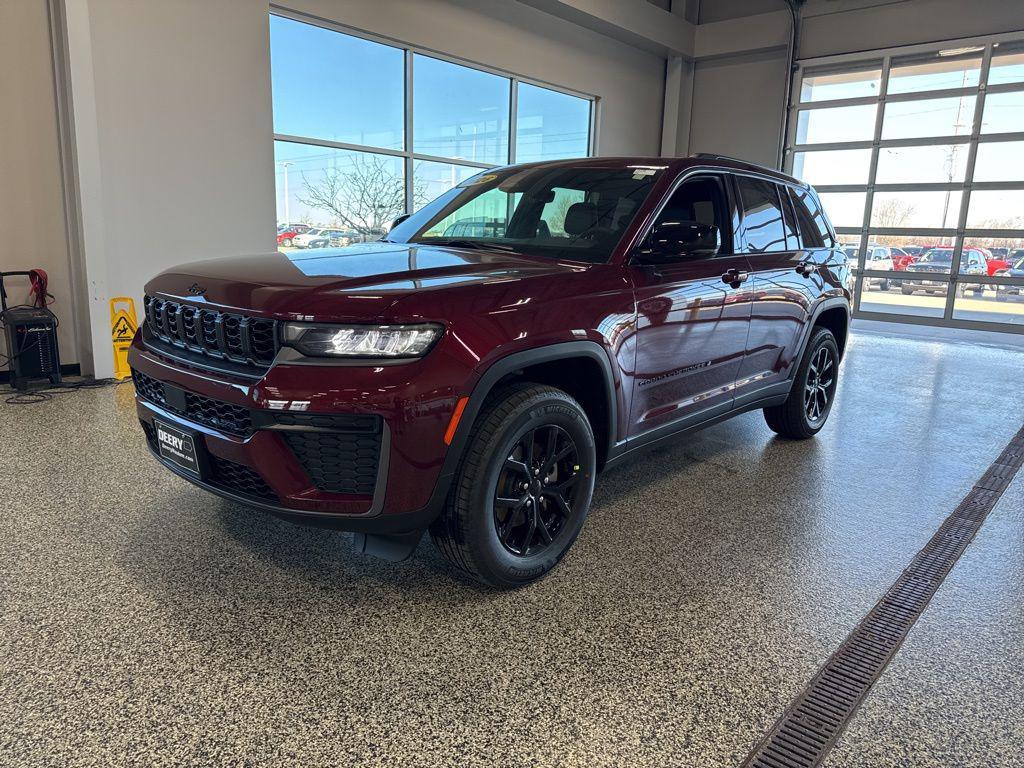 new 2026 Jeep Grand Cherokee car, priced at $40,170