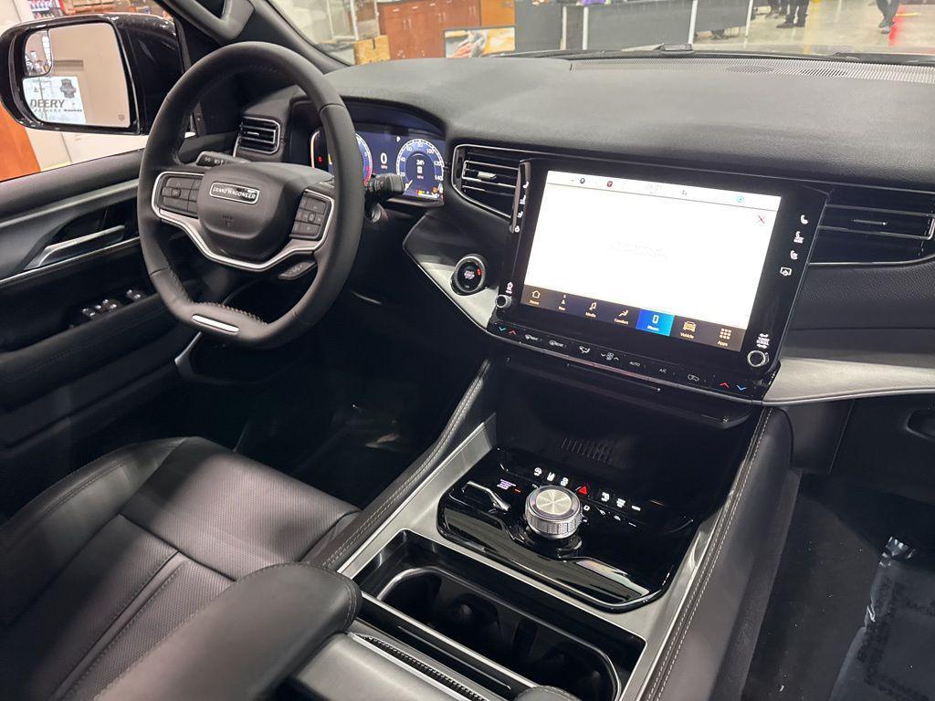 new 2026 Jeep Grand Wagoneer L car, priced at $73,402