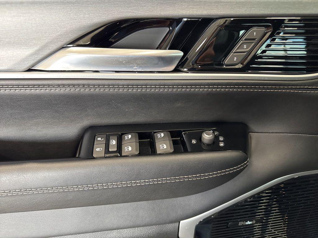 new 2026 Jeep Grand Wagoneer car, priced at $74,507
