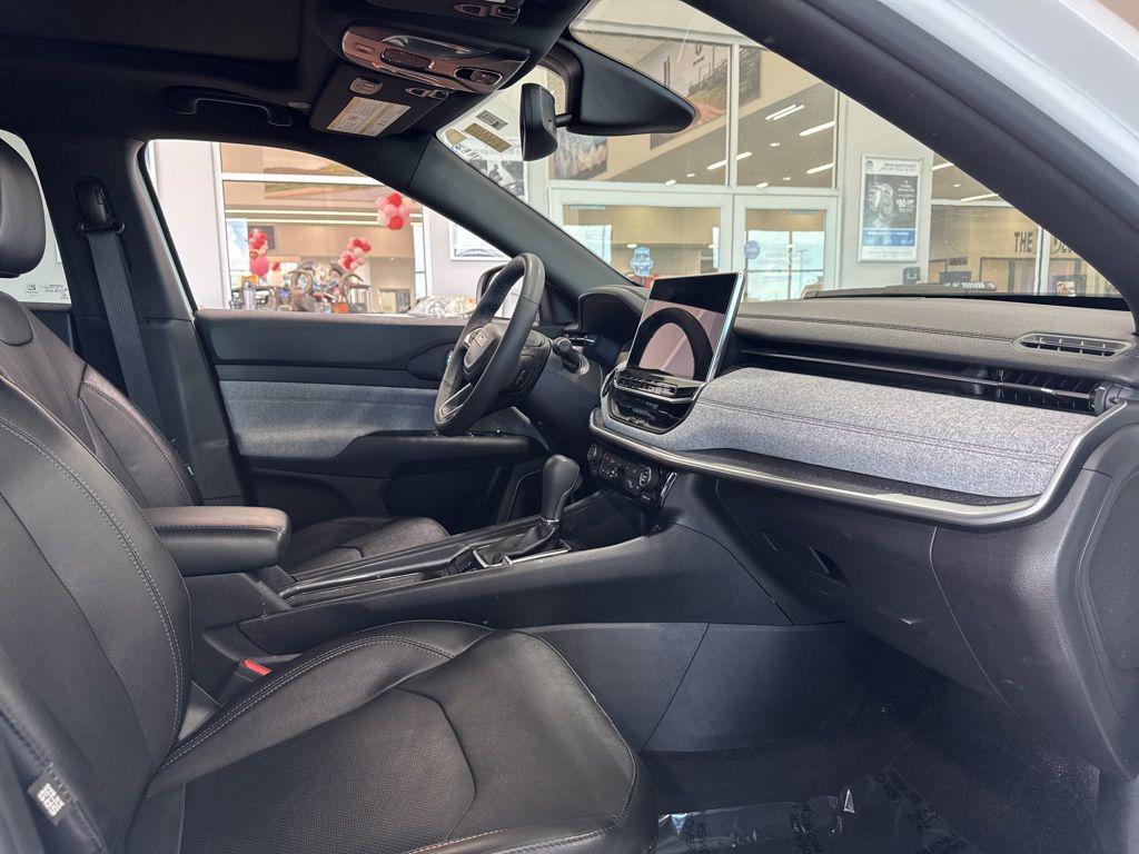 used 2023 Jeep Compass car, priced at $24,596