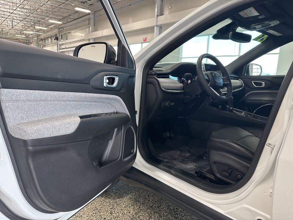 used 2023 Jeep Compass car, priced at $24,596