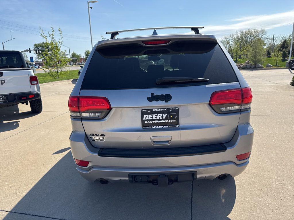 used 2015 Jeep Grand Cherokee car, priced at $12,999