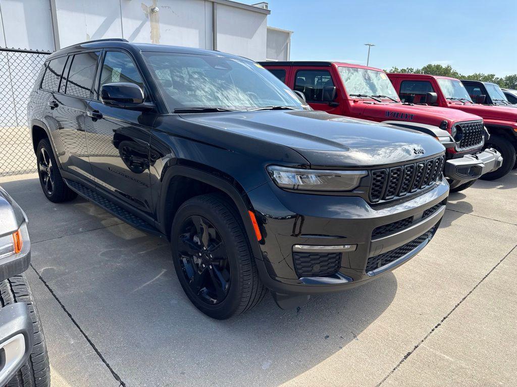 used 2025 Jeep Grand Cherokee L car, priced at $40,339