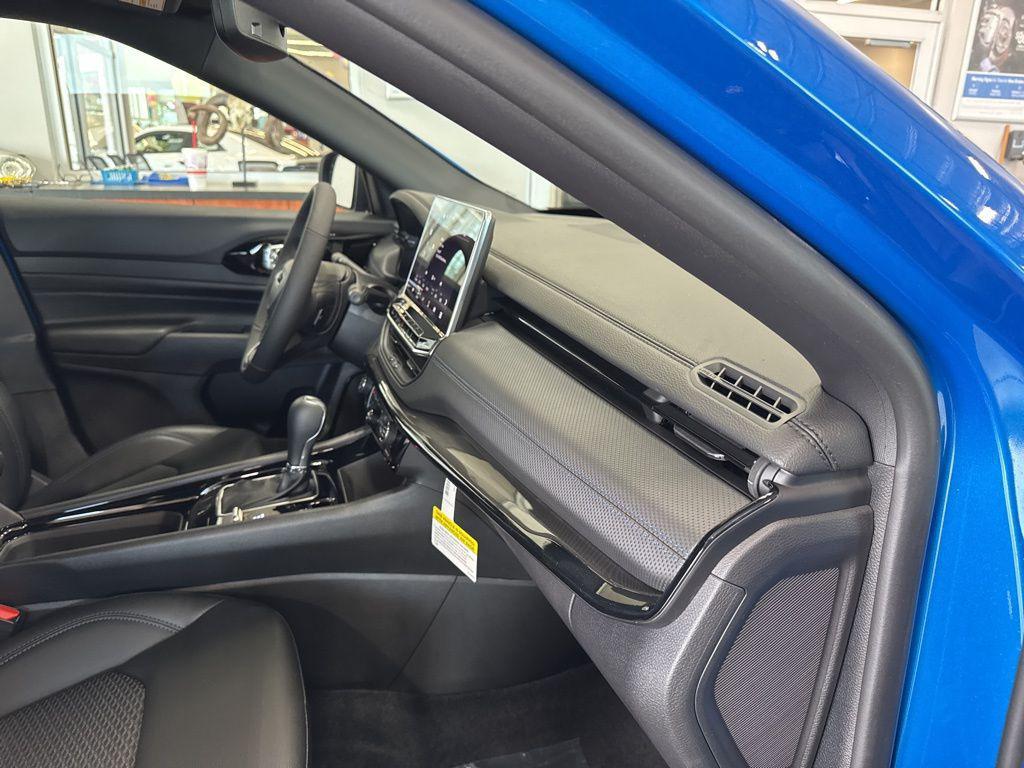 new 2026 Jeep Compass car, priced at $28,534