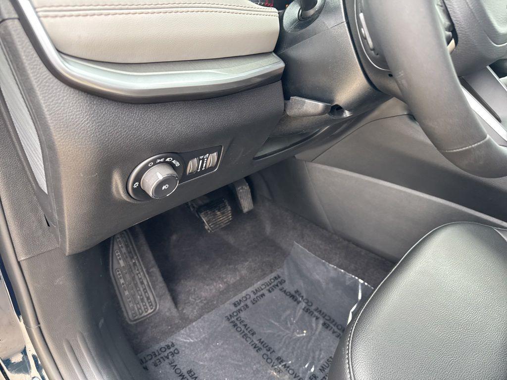 new 2026 Jeep Compass car, priced at $32,044