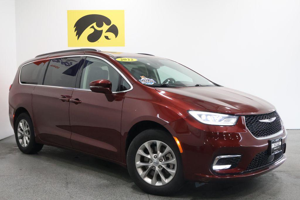 used 2022 Chrysler Pacifica car