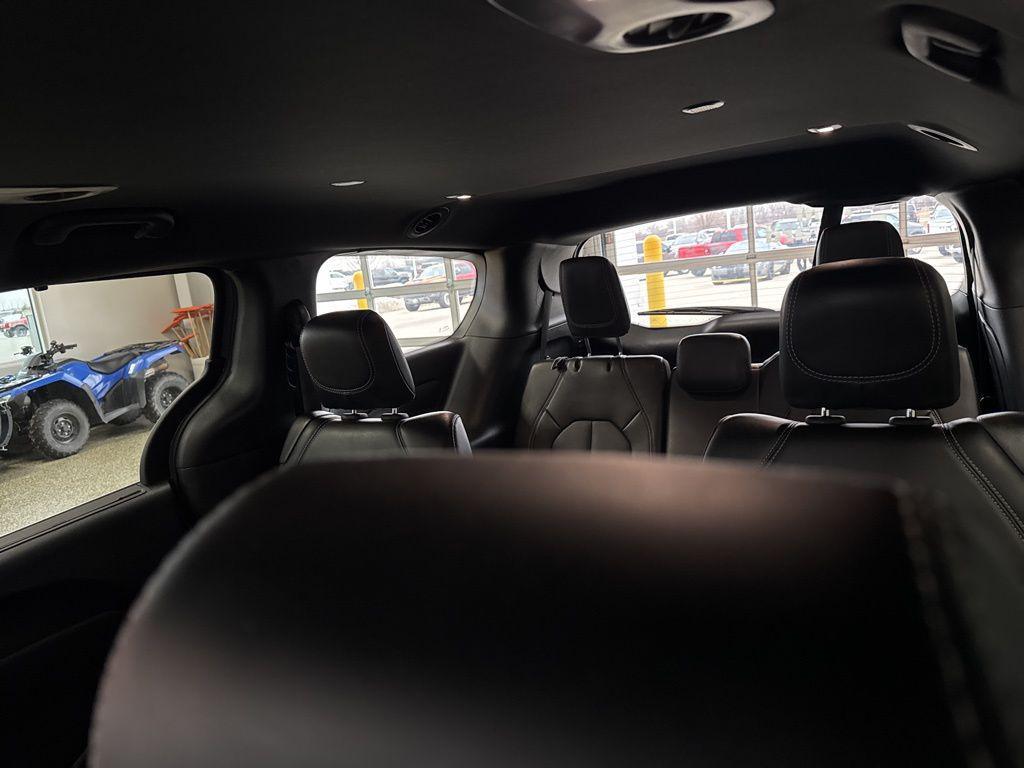 used 2025 Chrysler Pacifica car, priced at $33,486