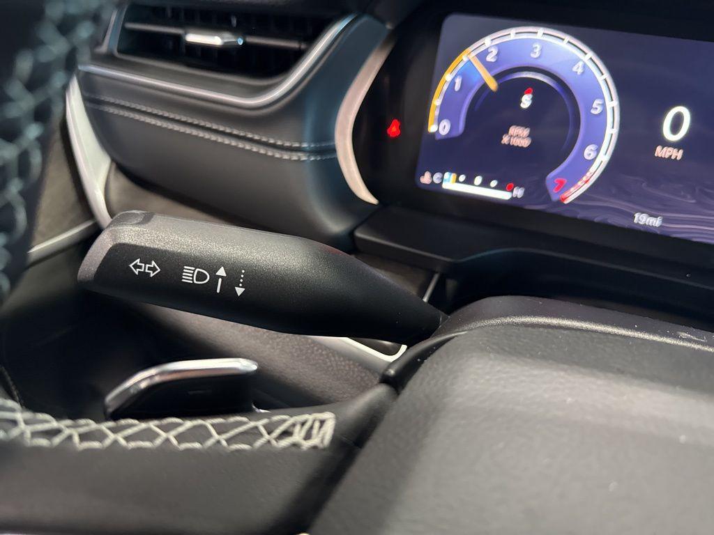 new 2025 Jeep Grand Cherokee car, priced at $45,745