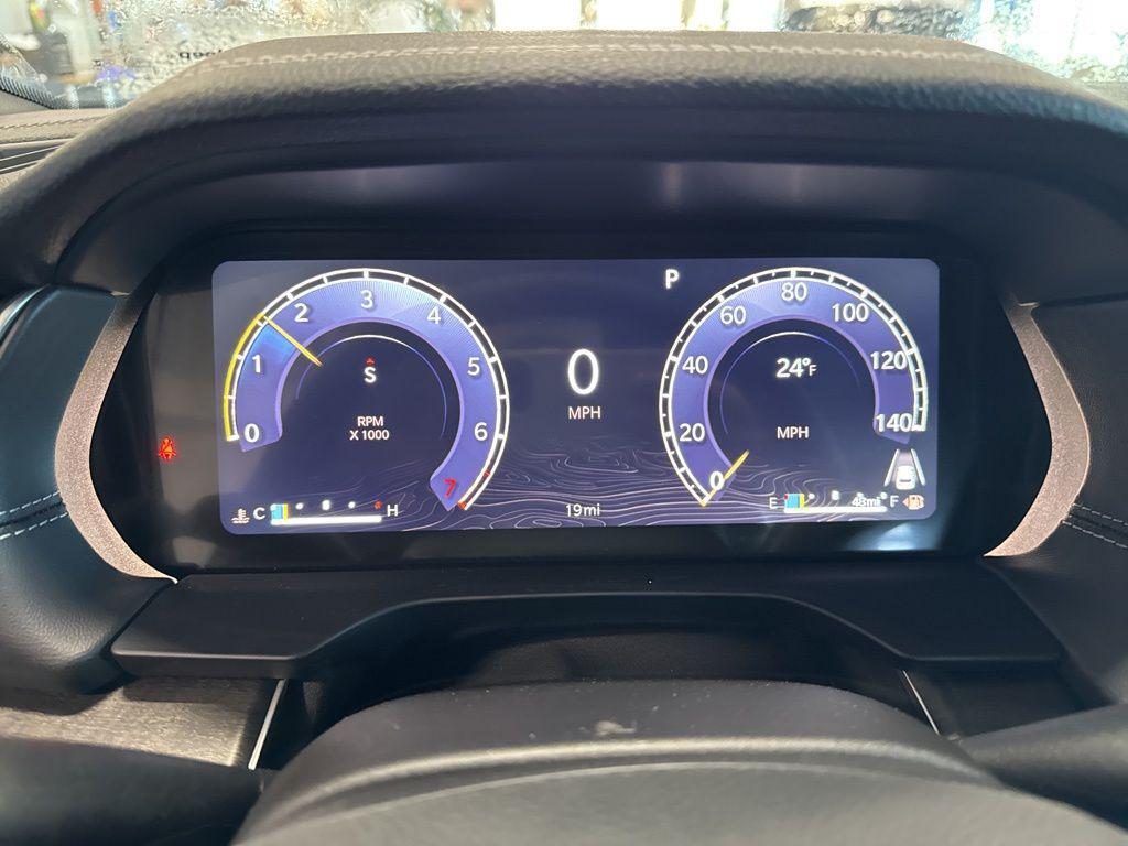 new 2025 Jeep Grand Cherokee car, priced at $45,745