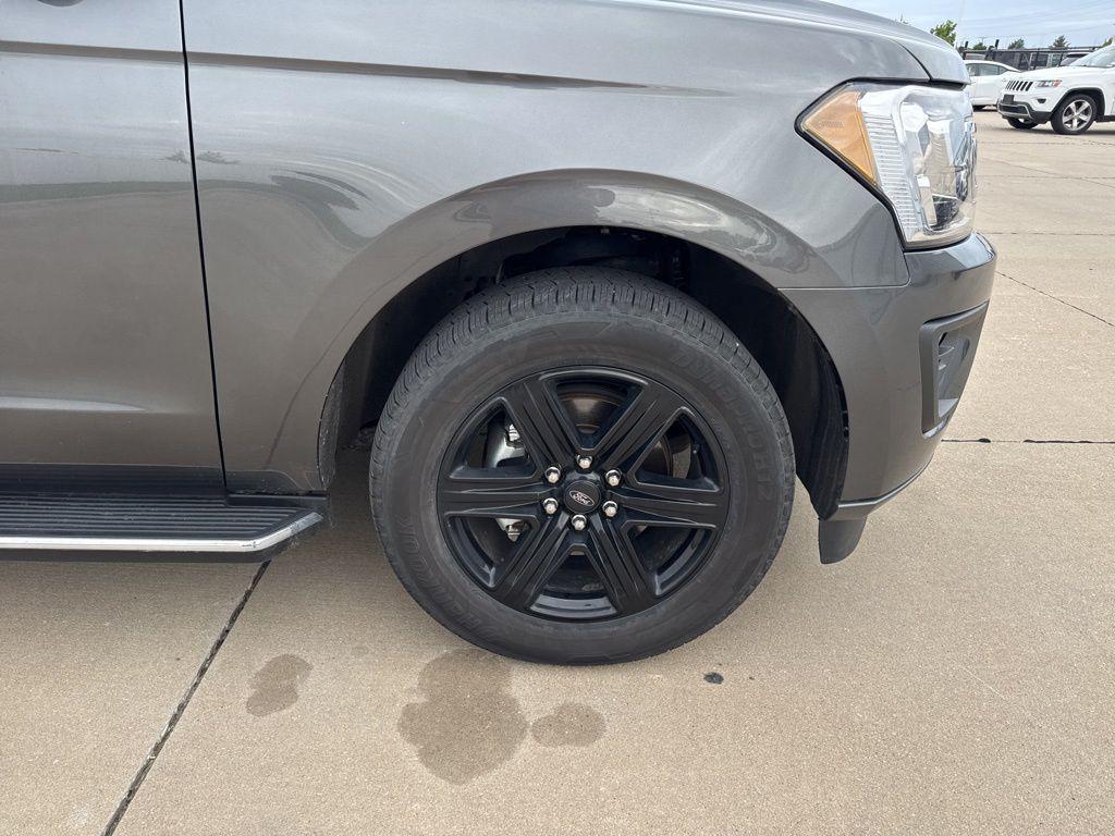 used 2021 Ford Expedition car, priced at $27,499