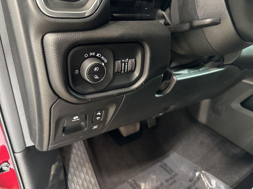 new 2026 Ram 1500 car, priced at $61,995