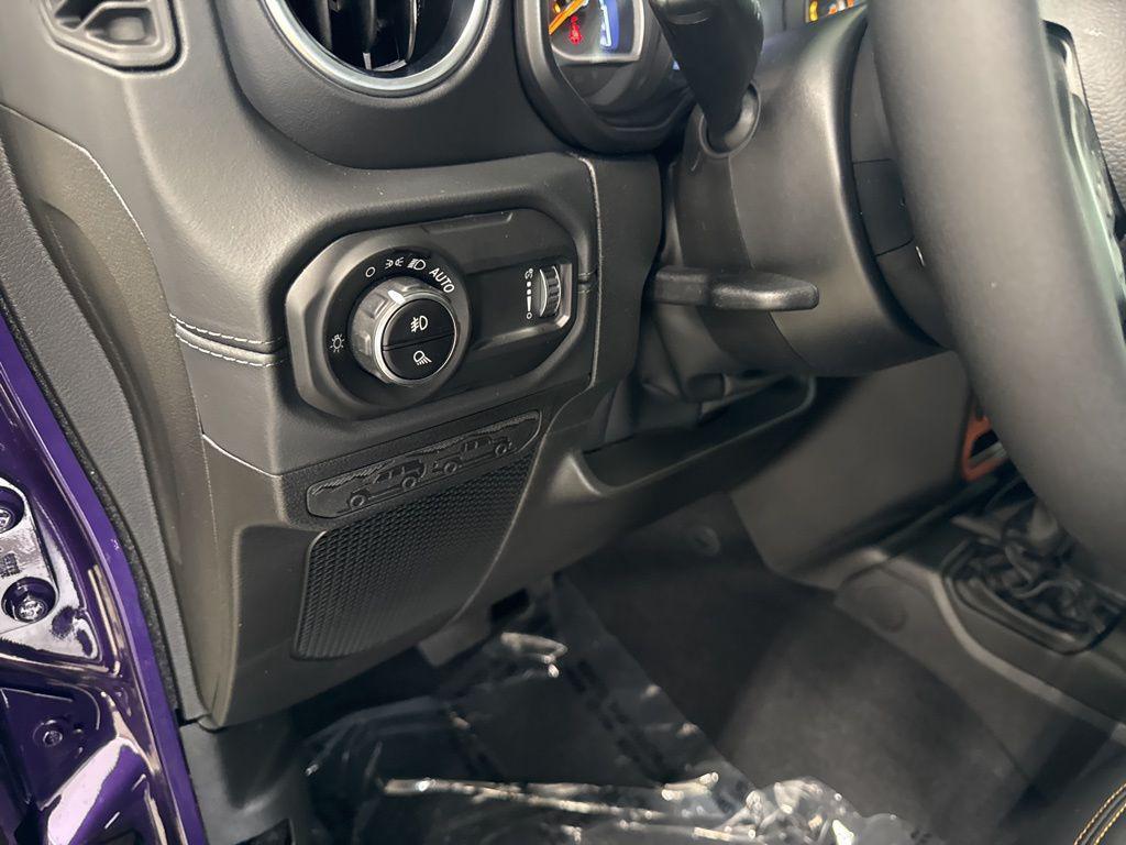 new 2026 Jeep Gladiator car, priced at $45,141