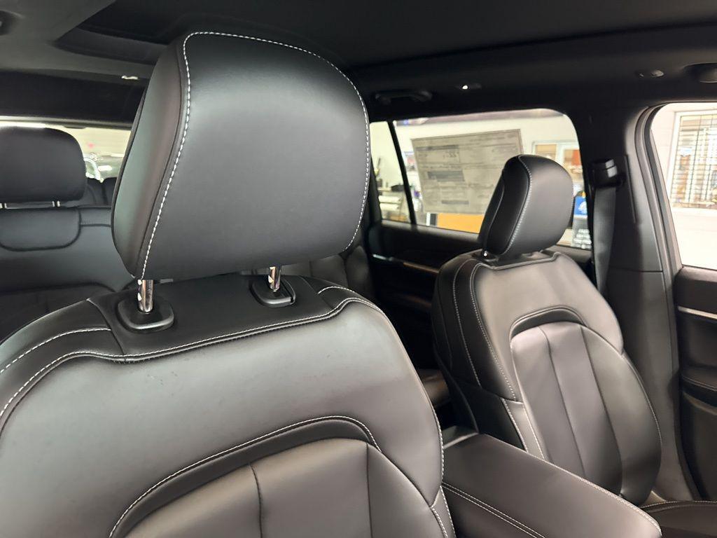 new 2026 Jeep Grand Cherokee L car, priced at $43,159