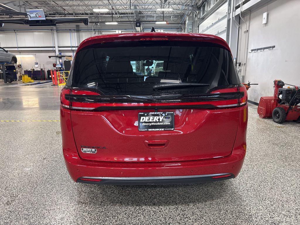 new 2026 Chrysler Pacifica car, priced at $41,790