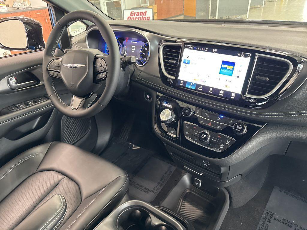 new 2026 Chrysler Pacifica car, priced at $43,467