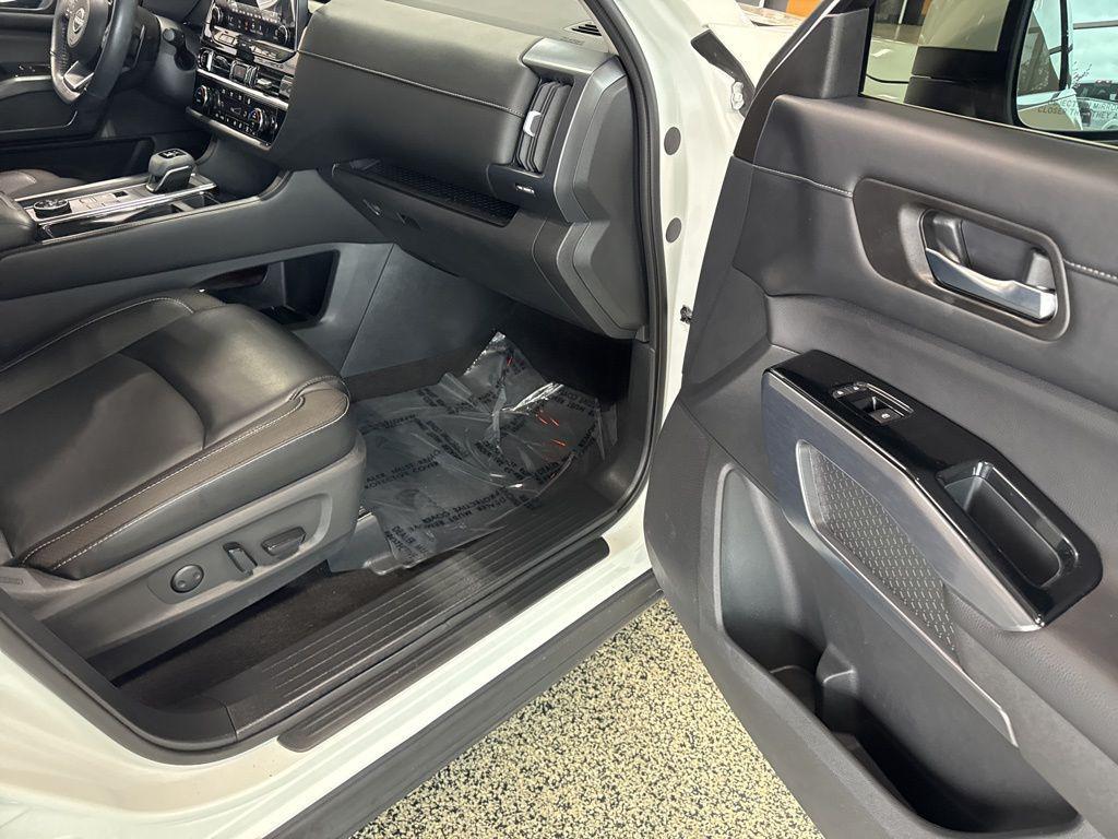 used 2023 Nissan Pathfinder car, priced at $31,498