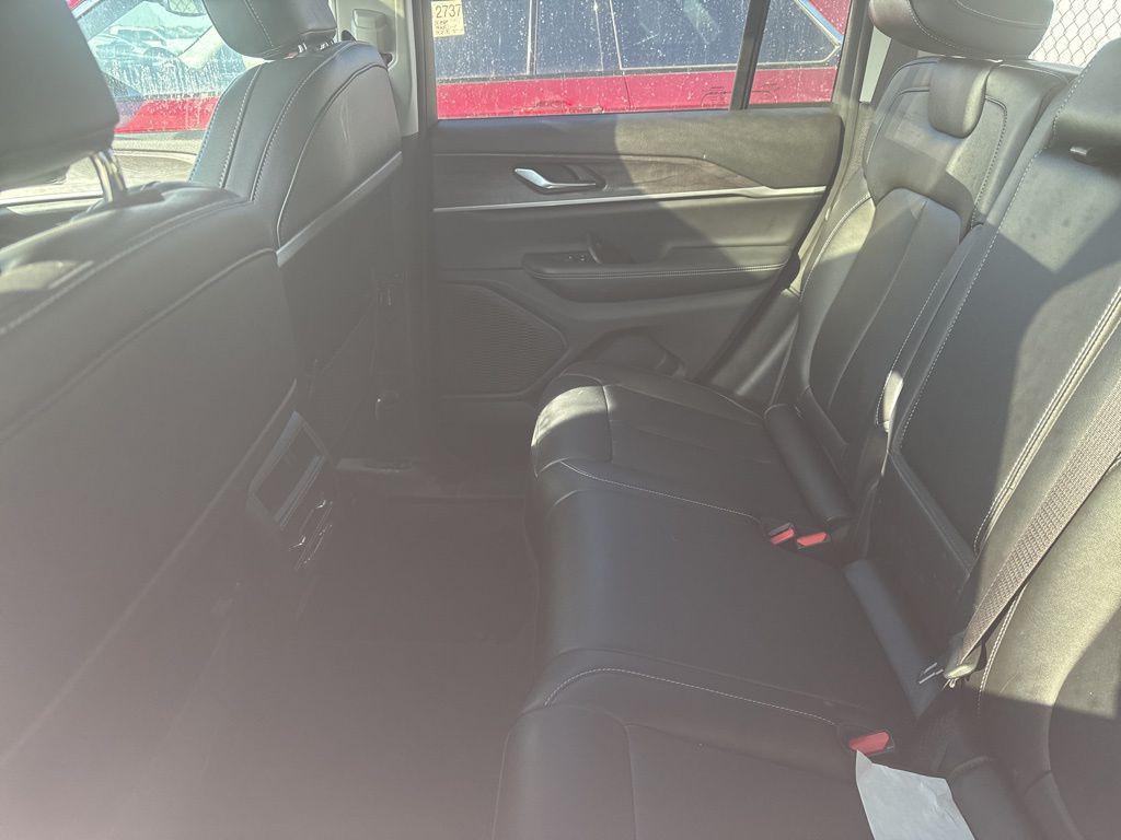 used 2023 Jeep Grand Cherokee car, priced at $31,228