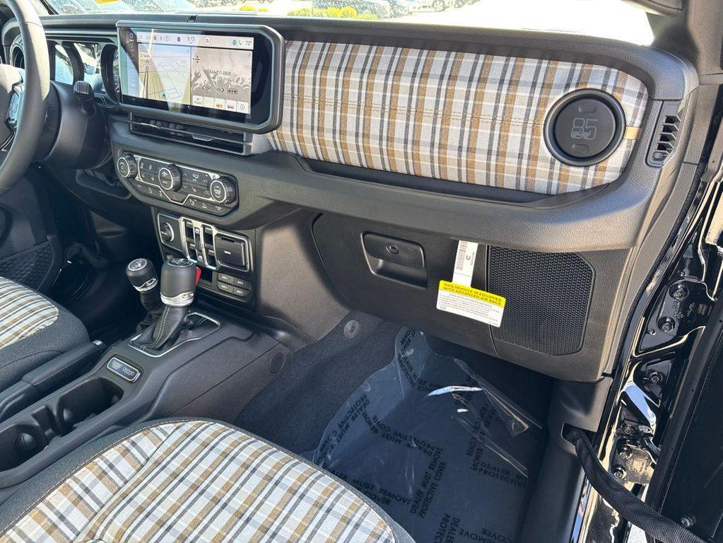 new 2026 Jeep Gladiator car, priced at $46,417
