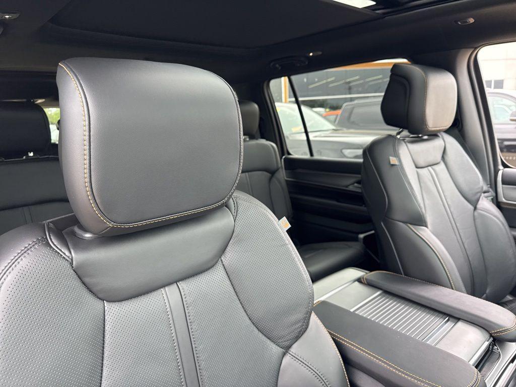 new 2026 Jeep Grand Wagoneer car, priced at $73,386