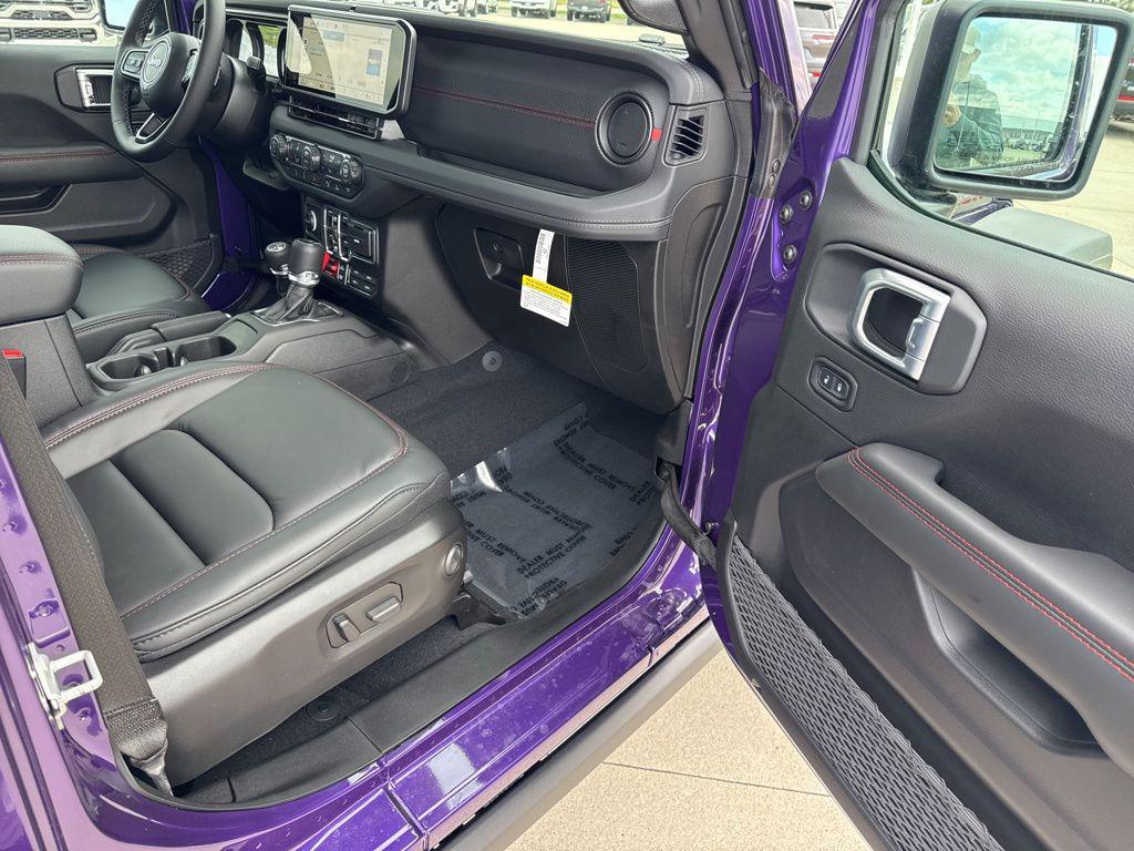 new 2026 Jeep Gladiator car, priced at $56,495