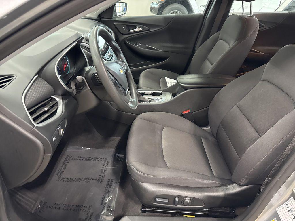 used 2024 Chevrolet Malibu car, priced at $18,999