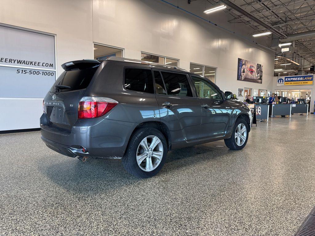 used 2008 Toyota Highlander car, priced at $4,995