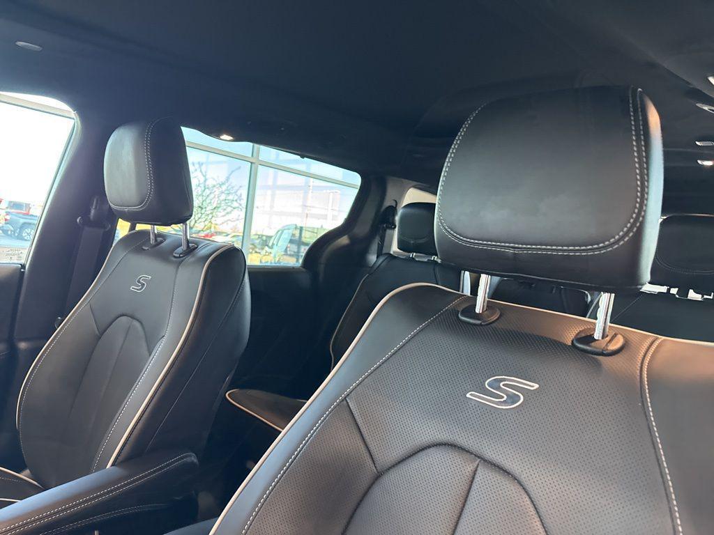 new 2026 Chrysler Pacifica car, priced at $46,995