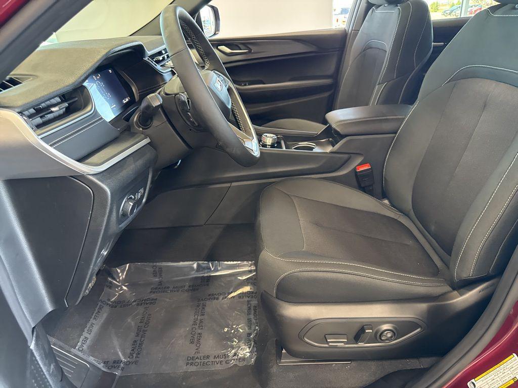 new 2026 Jeep Grand Cherokee L car, priced at $47,029