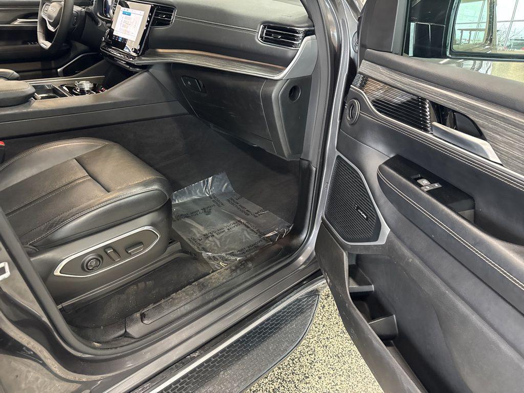 used 2024 Jeep Wagoneer car, priced at $47,333