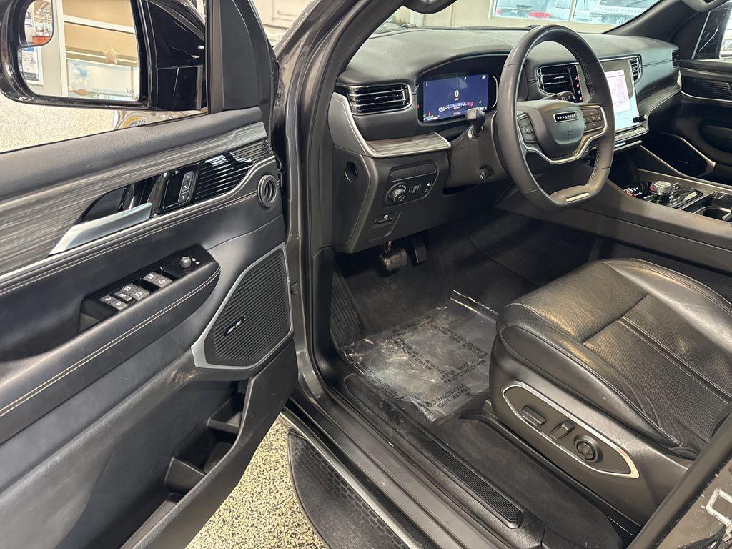 used 2024 Jeep Wagoneer car, priced at $47,333