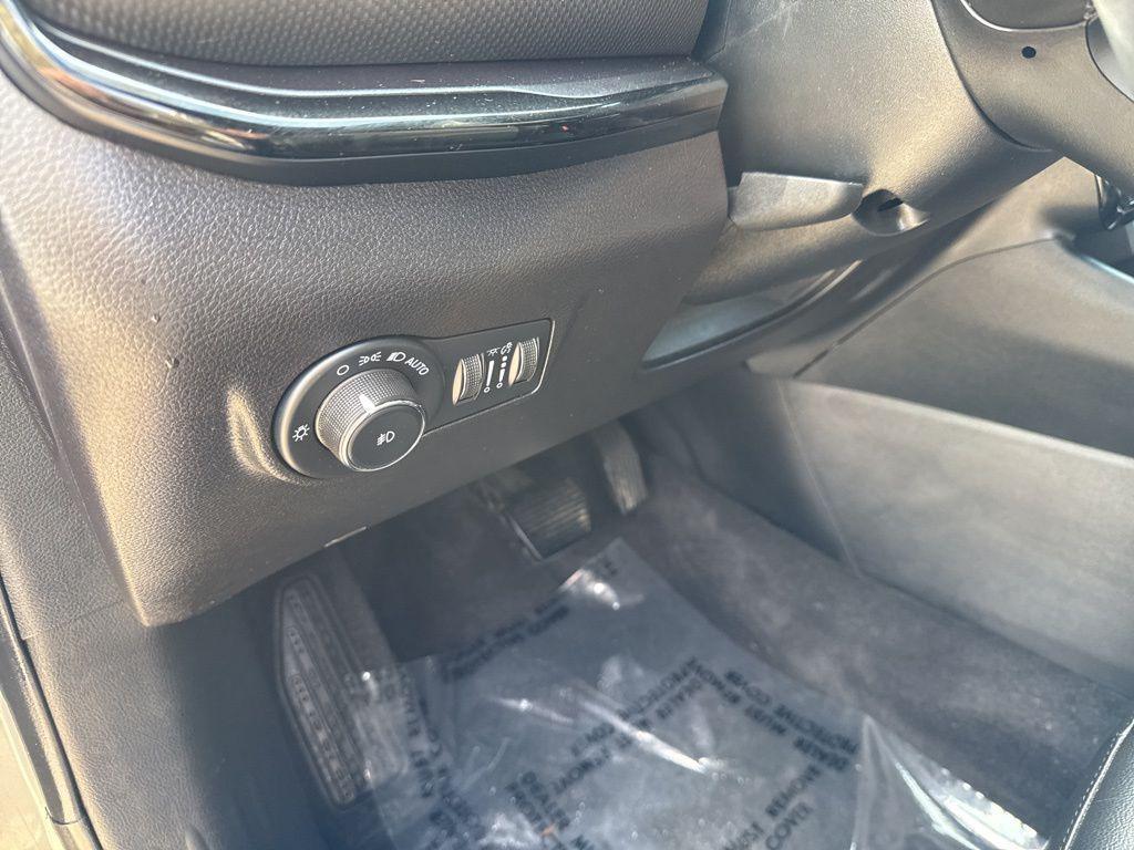 used 2023 Jeep Compass car, priced at $24,999
