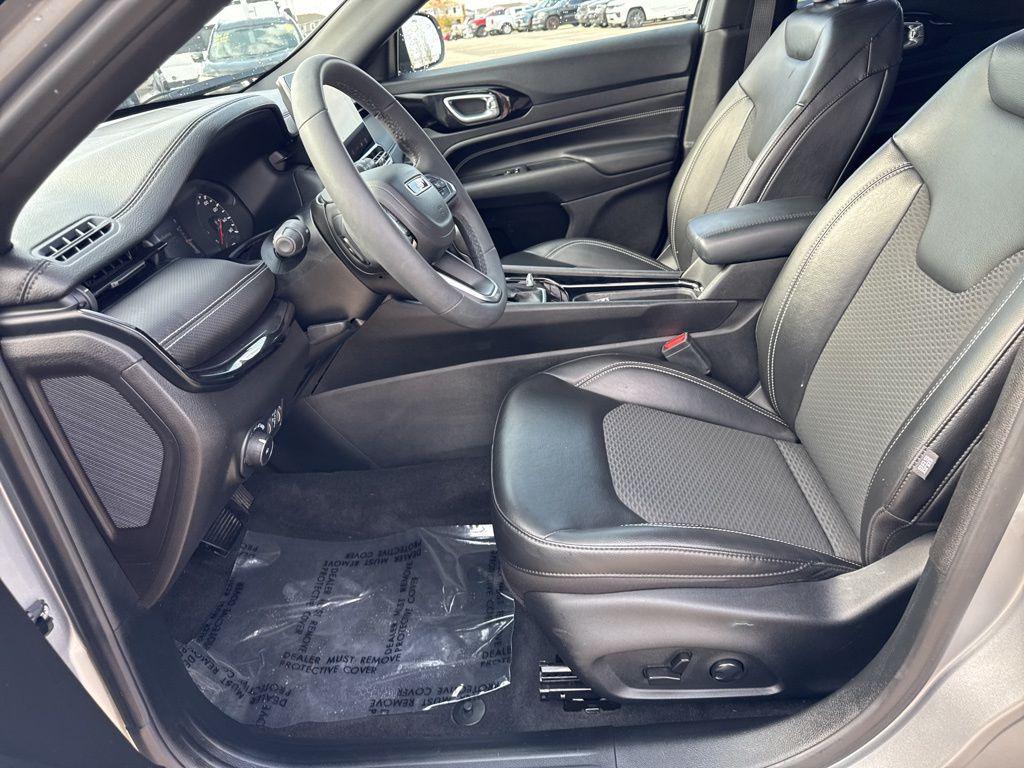 used 2023 Jeep Compass car, priced at $24,999