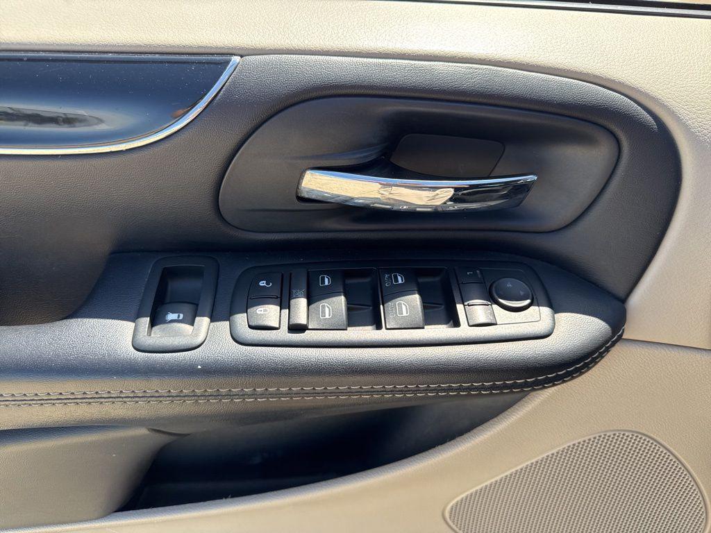 used 2014 Dodge Grand Caravan car, priced at $6,995