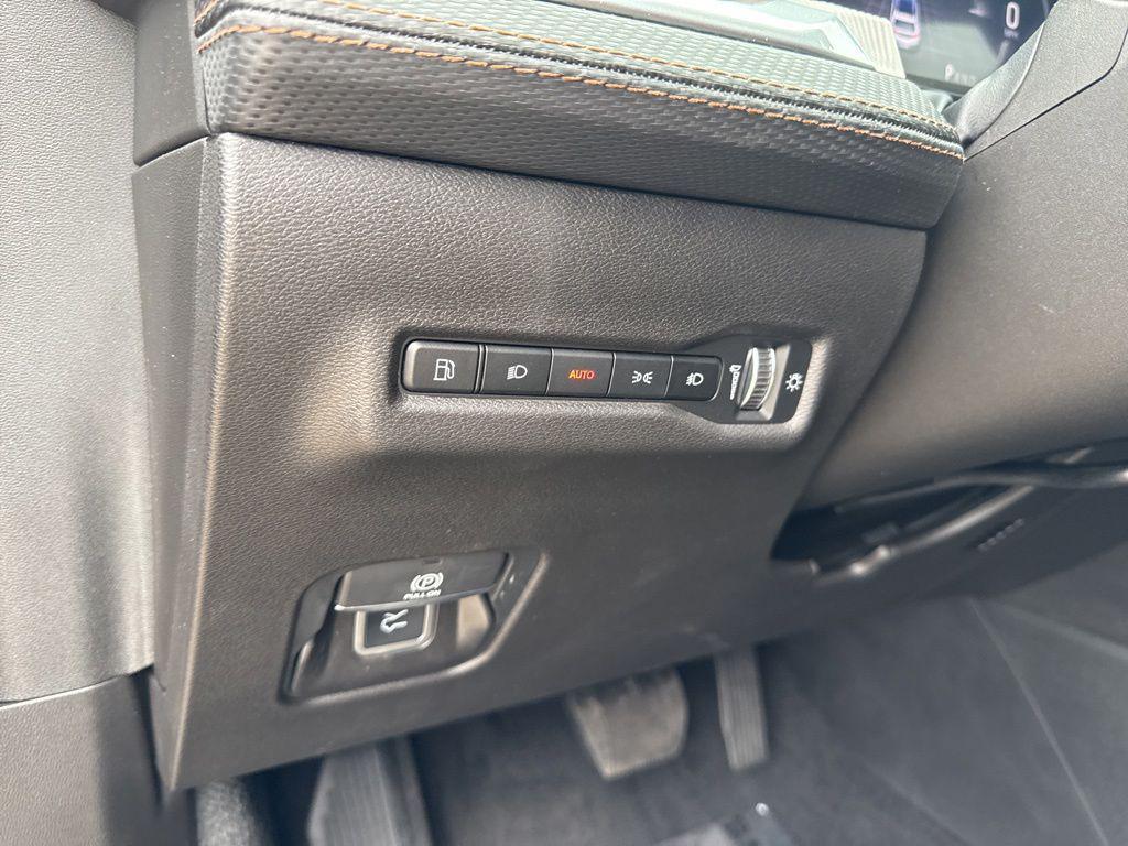 new 2026 Jeep Cherokee car, priced at $38,718