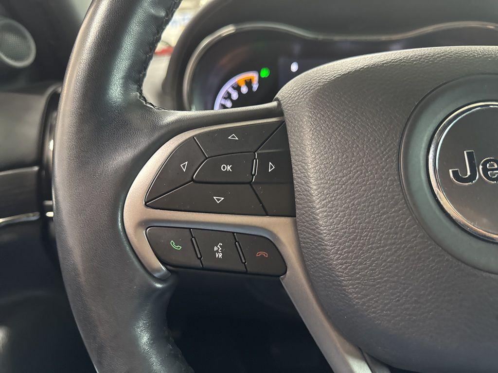 used 2020 Jeep Grand Cherokee car, priced at $34,999