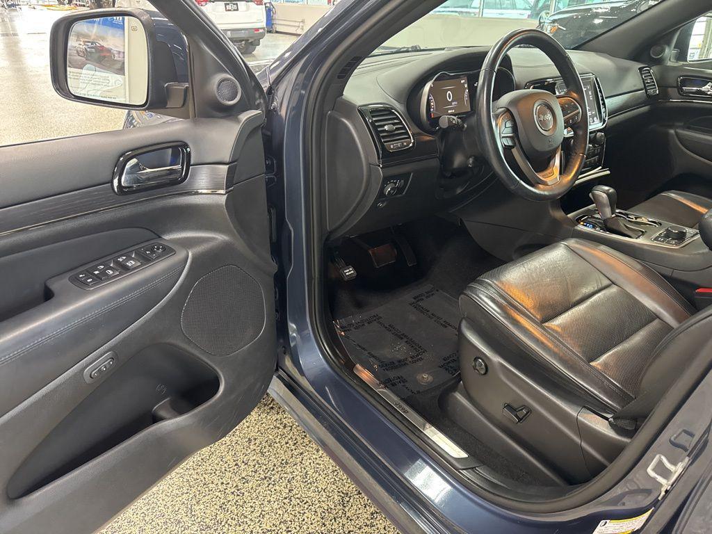 used 2020 Jeep Grand Cherokee car, priced at $34,999