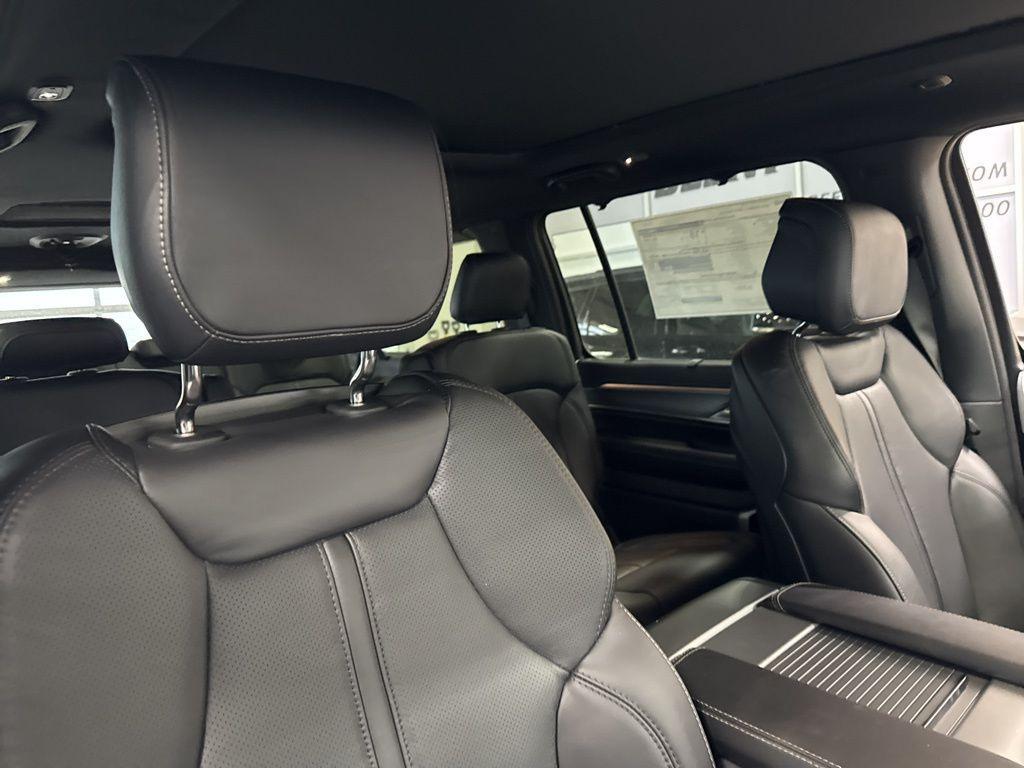 new 2026 Jeep Grand Wagoneer L car, priced at $76,878