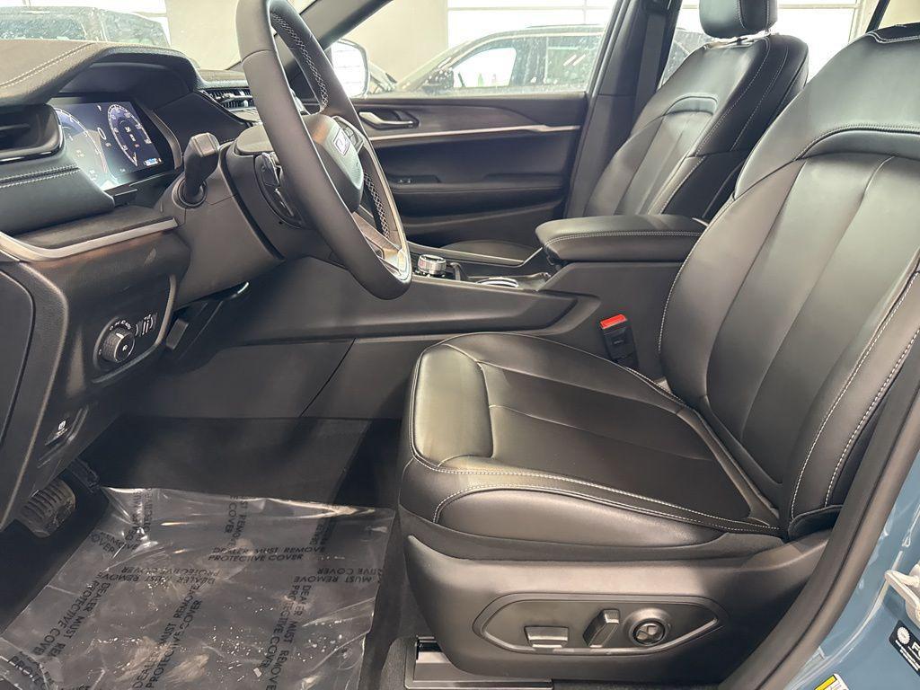 new 2026 Jeep Grand Cherokee car, priced at $38,892