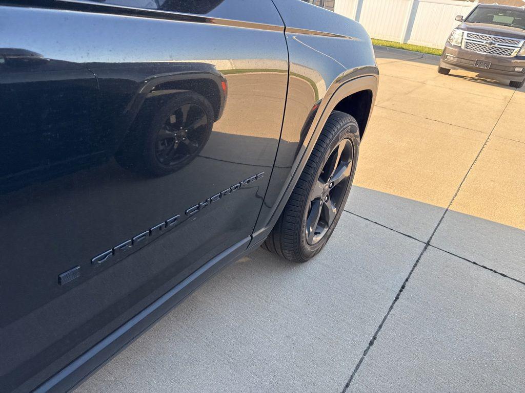 used 2025 Jeep Grand Cherokee L car, priced at $39,499