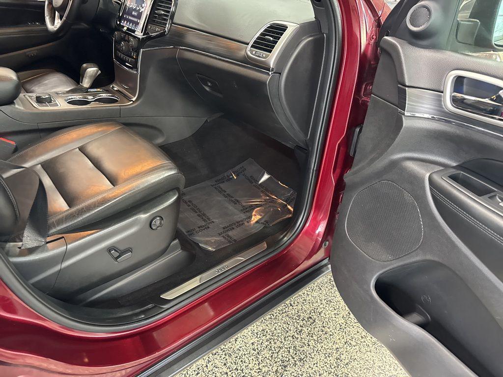 used 2019 Jeep Grand Cherokee car, priced at $15,993