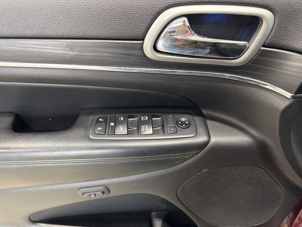 used 2019 Jeep Grand Cherokee car, priced at $15,993