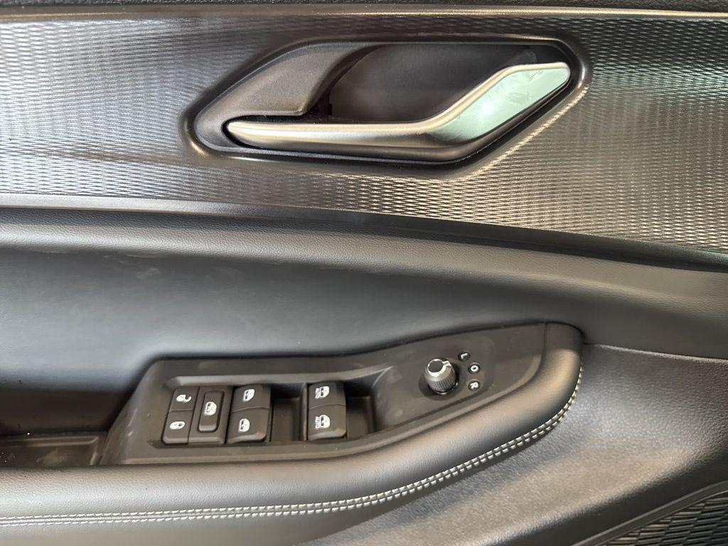 new 2025 Jeep Grand Cherokee L car, priced at $41,021