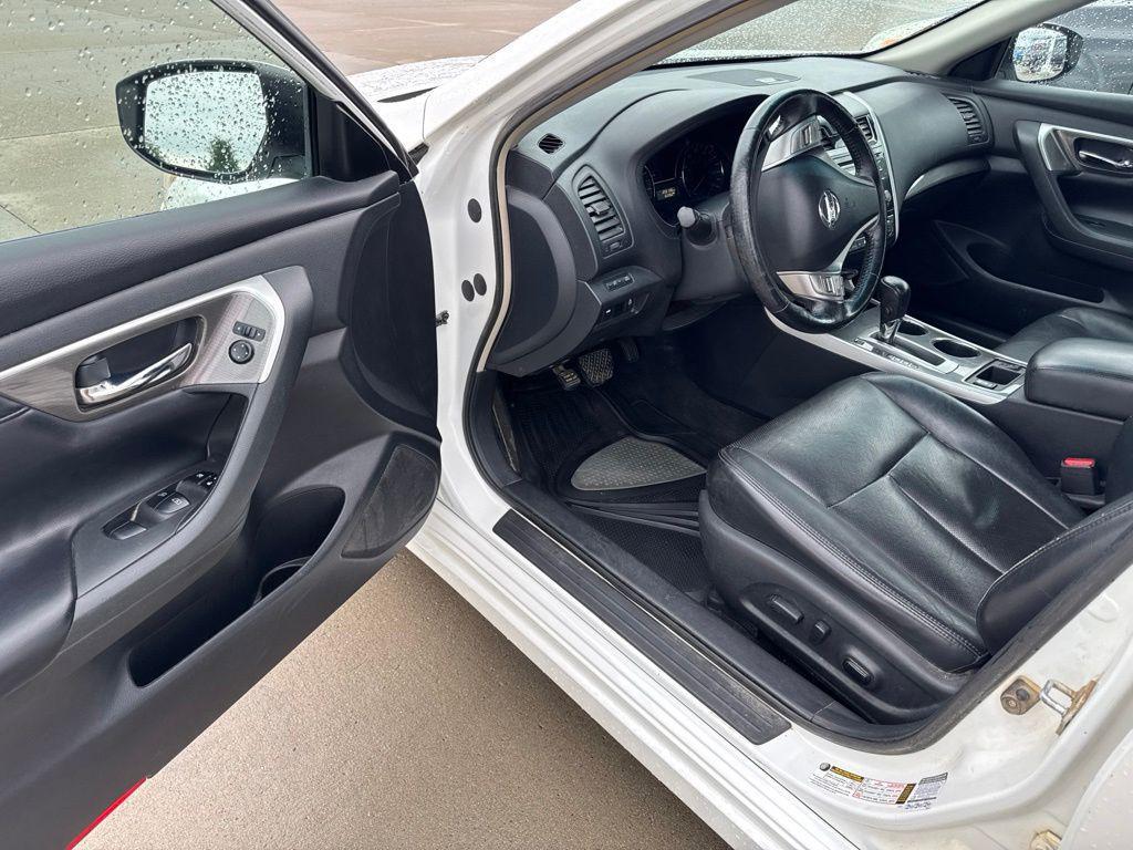 used 2013 Nissan Altima car, priced at $4,999