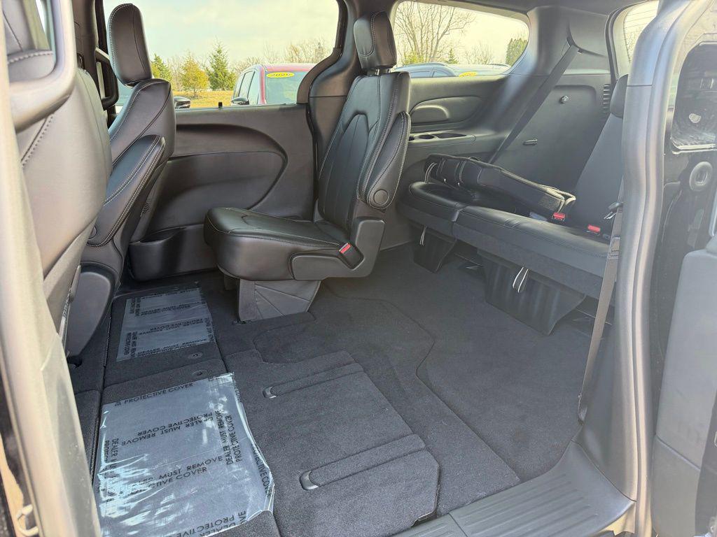 new 2026 Chrysler Pacifica car, priced at $42,521