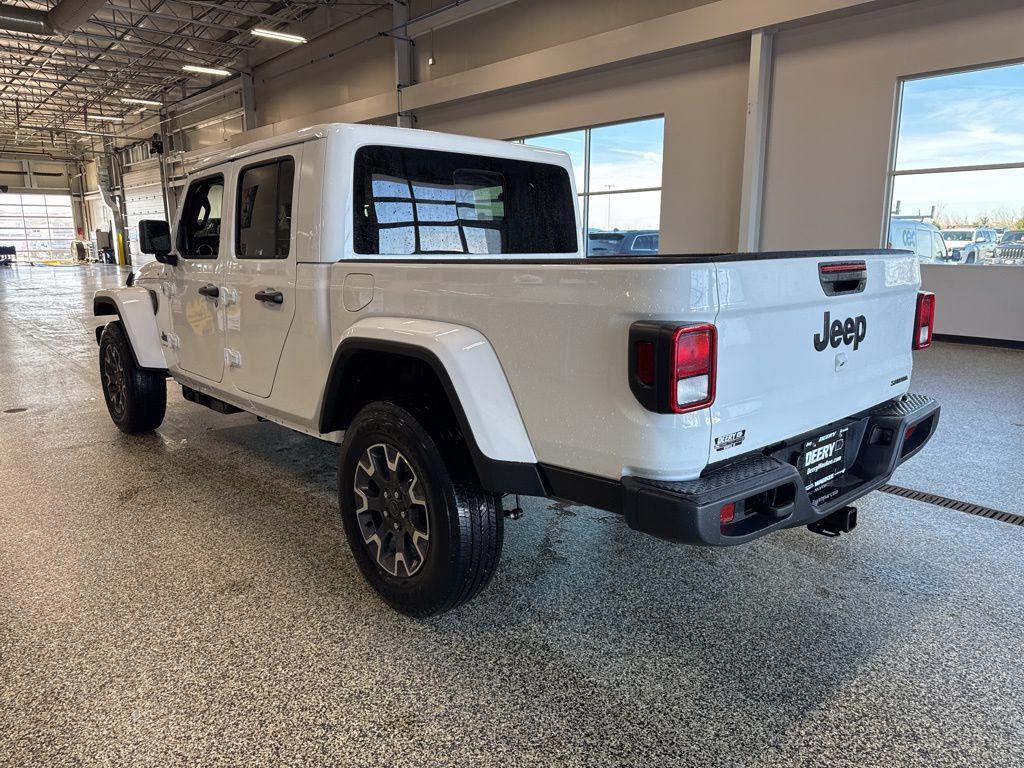 new 2026 Jeep Gladiator car, priced at $44,335