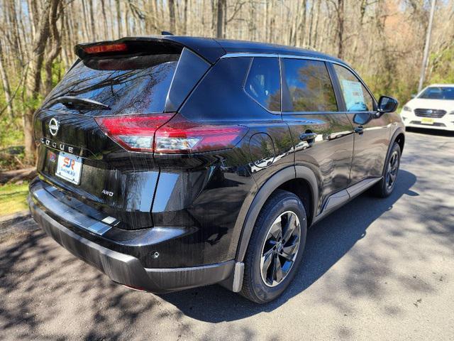 2025 Super Black Nissan Rogue
