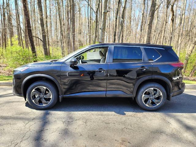 2025 Super Black Nissan Rogue