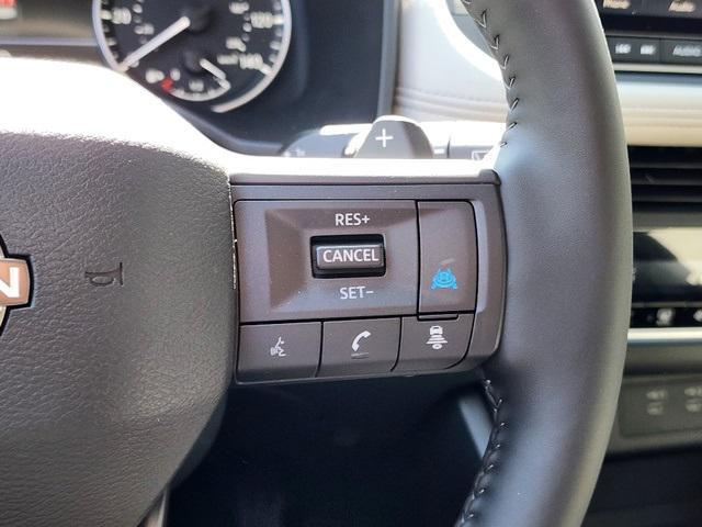 2025 Super Black Nissan Rogue