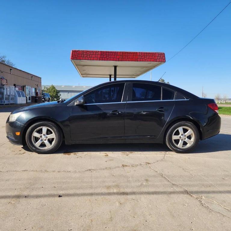 used 2013 Chevrolet Cruze car, priced at $4,900